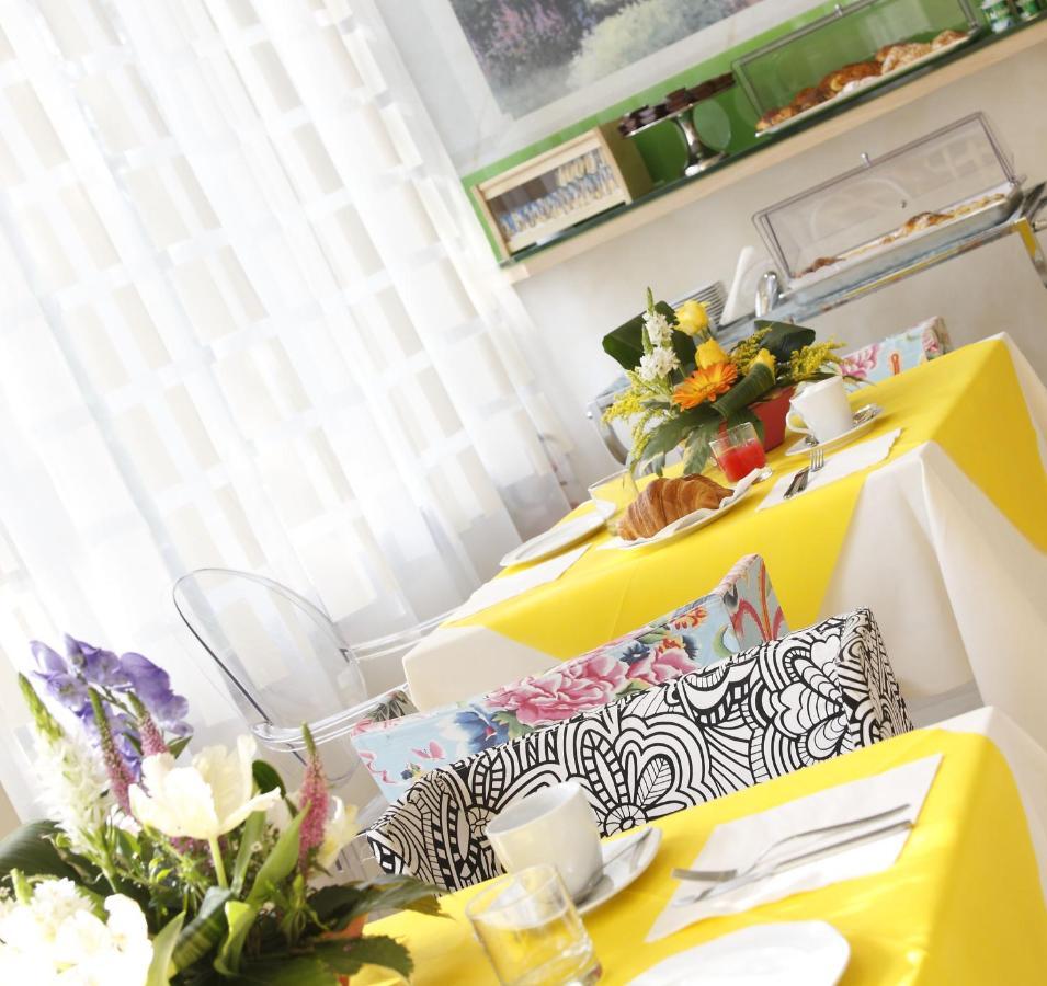 Hotel Il Monte Serravalle Ngoại thất bức ảnh