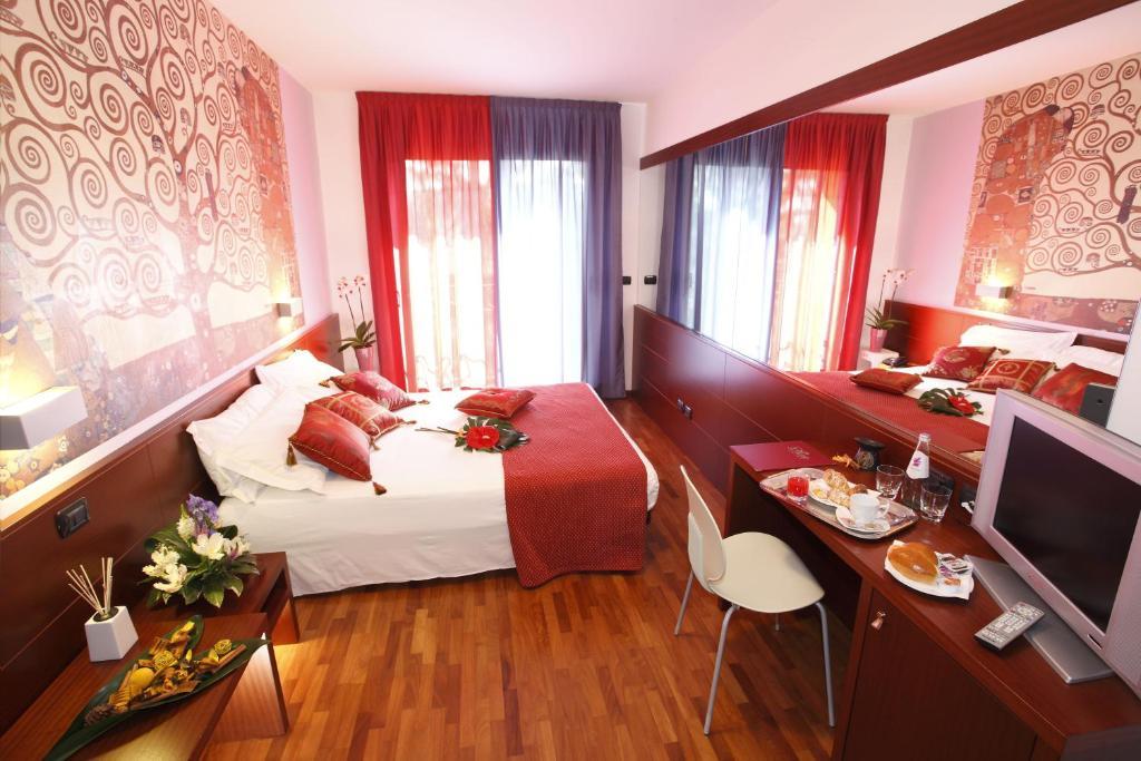 Hotel Il Monte Serravalle Phòng bức ảnh