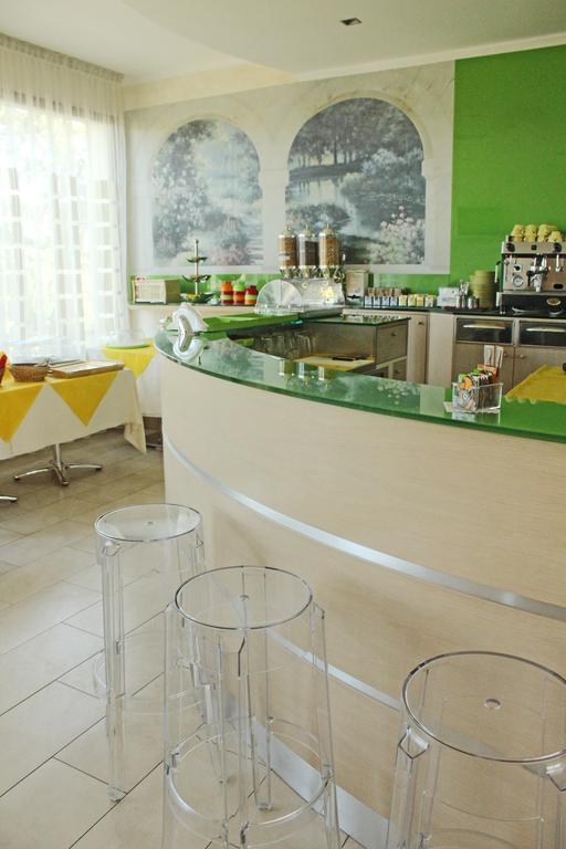 Hotel Il Monte Serravalle Ngoại thất bức ảnh