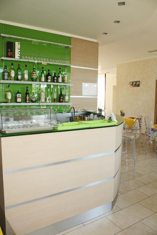 Hotel Il Monte Serravalle Ngoại thất bức ảnh